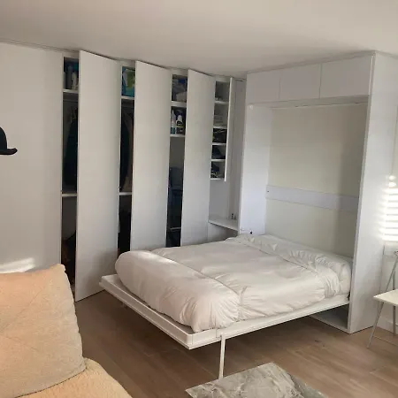 10 Min Sitges Apartment